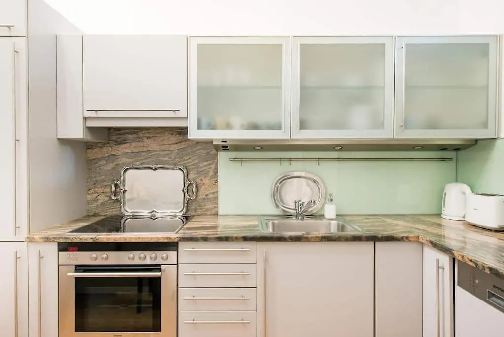 Relocation Or Expats, Only Long Term Stay! 2 Min To U4 Rossauer Laende Vienna Apartment