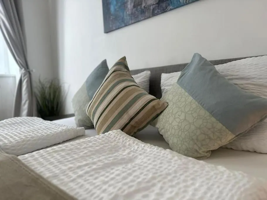 Apartment Relocation Or Expats, Only Long Term Stay! 2 Min To U4 Rossauer Laende Vienna