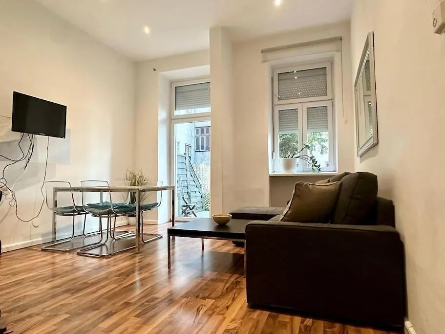 Apartment Relocation Or Expats, Only Long Term Stay! 2 Min To U4 Rossauer Laende Vienna Austria
