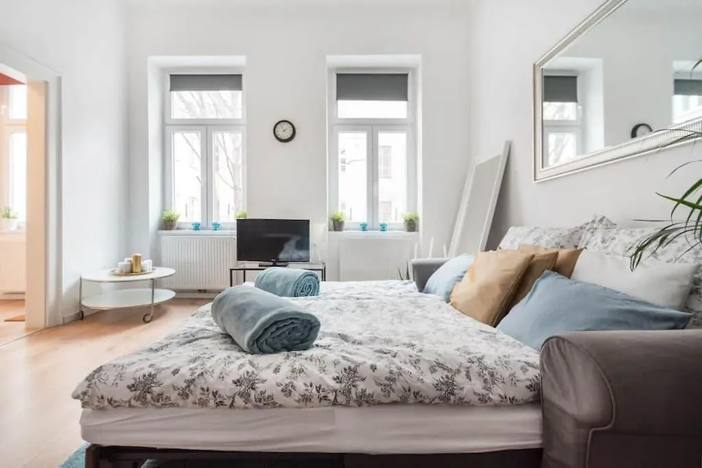 Relocation Or Expats, Only Long Term Stay! 2 Min To U4 Rossauer Laende Vienna
