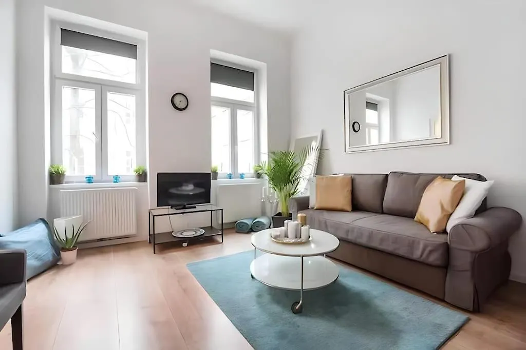 Relocation Or Expats, Only Long Term Stay! 2 Min To U4 Rossauer Laende Vienna