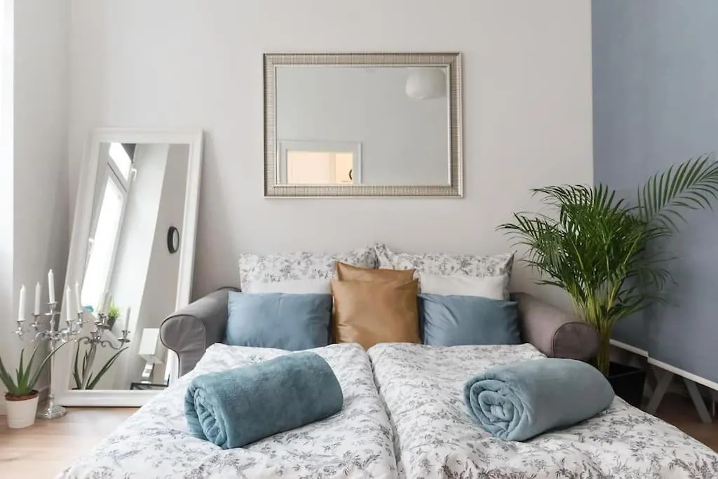 Relocation Or Expats, Only Long Term Stay! 2 Min To U4 Rossauer Laende Vienna 0*,