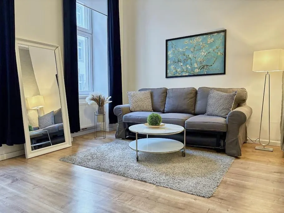 Relocation Or Expats, Only Long Term Stay! 2 Min To U4 Rossauer Laende Vienna Apartment