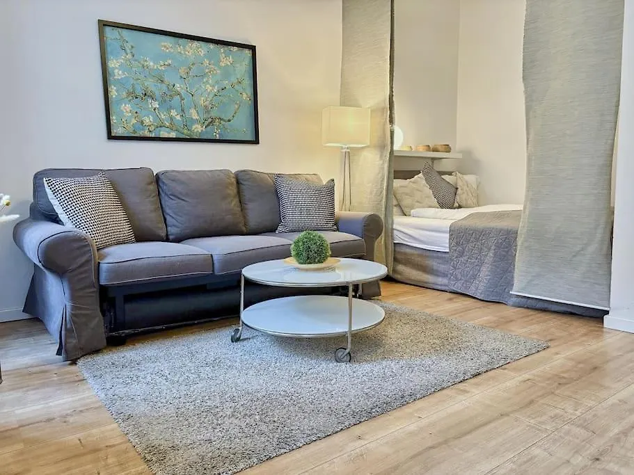 Relocation Or Expats, Only Long Term Stay! 2 Min To U4 Rossauer Laende Vienna 0*,  Austria